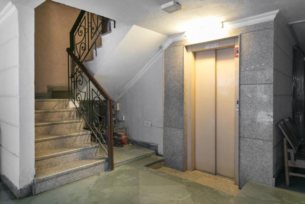 Tree Of Life Bed & Breakfast New Delhi Exterior photo